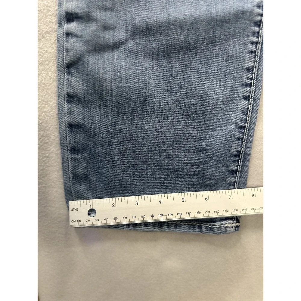 True Religion note spot